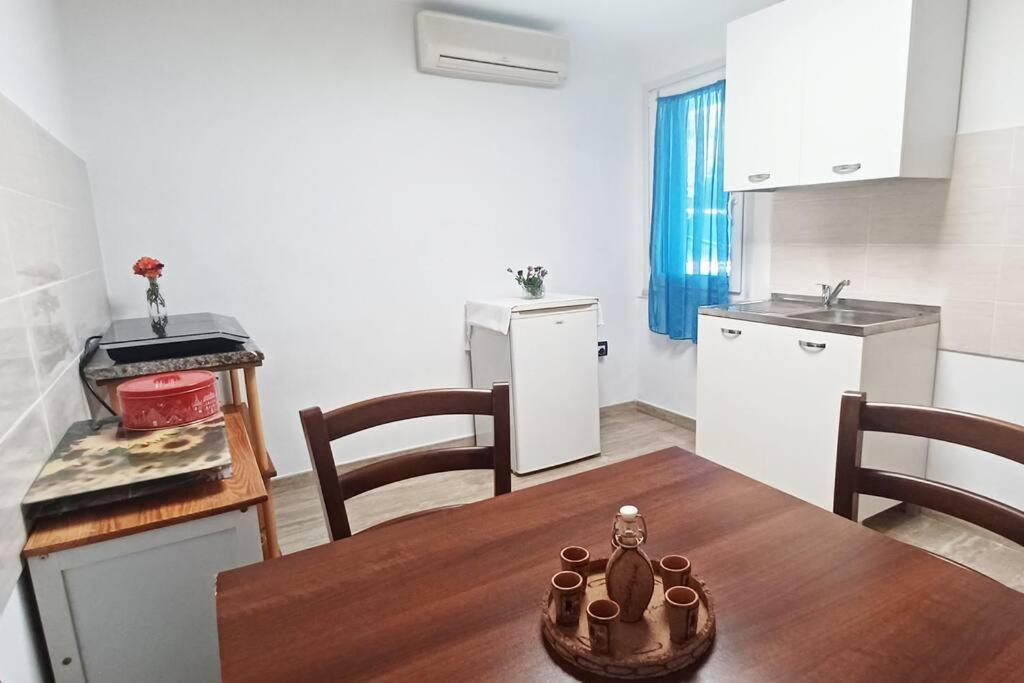 Appartamento Sul Mare Su Forti ภายนอก รูปภาพ